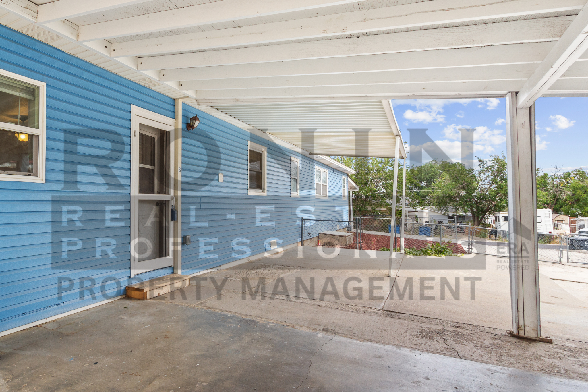 2901 Ronda Lee Road